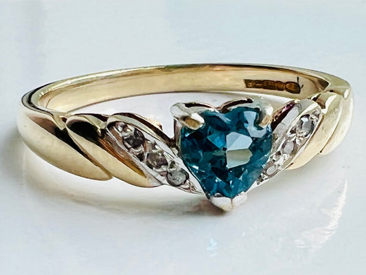 Vintage 9ct Gold Heart Shaped Topaz & Diamond Ring