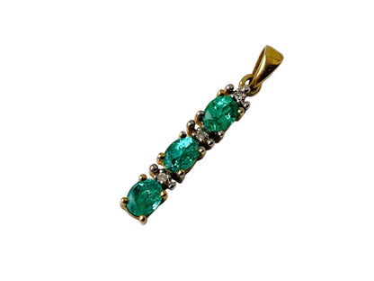 9ct Gold Emerald & Diamond Pendant