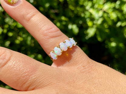 9ct Gold Opal Ring