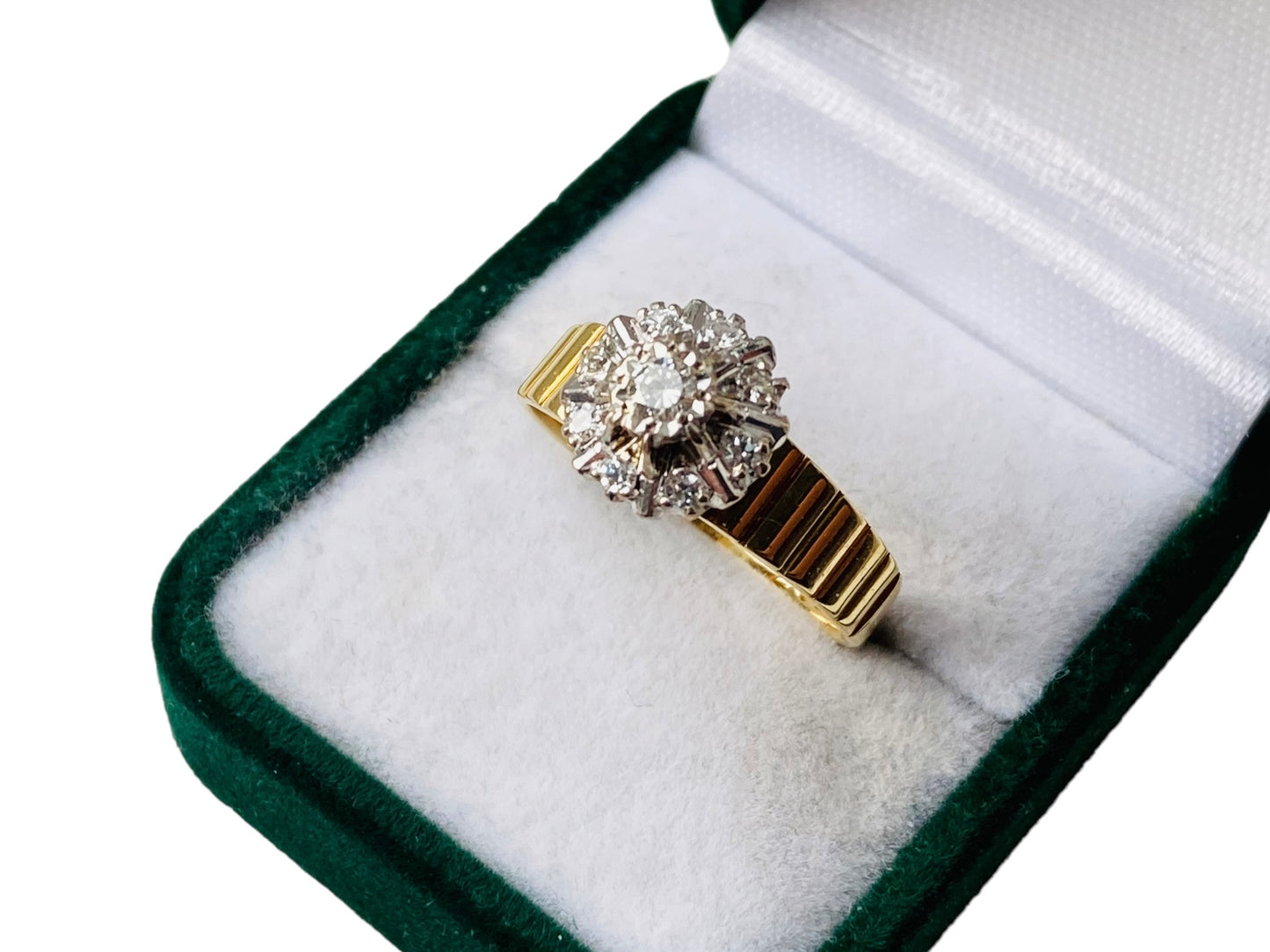 Vintage 18ct Gold Diamond Ring