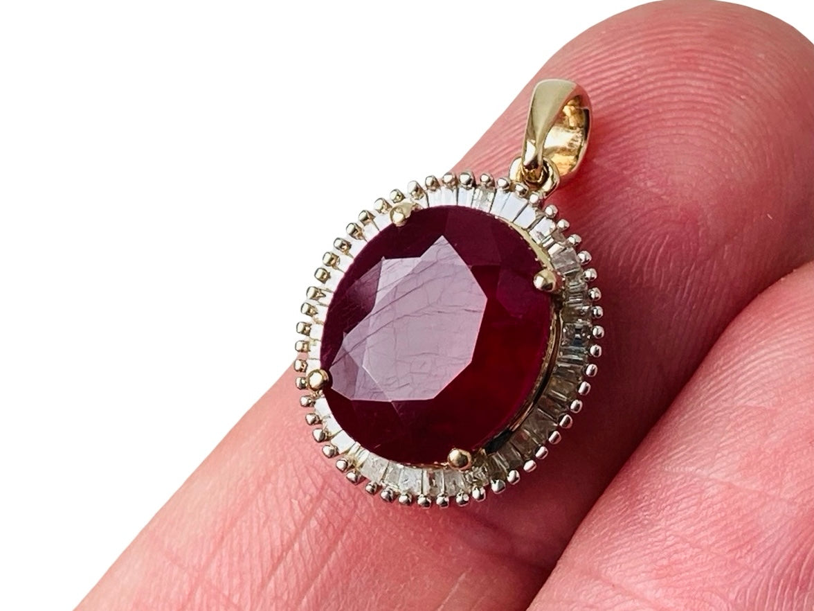 9ct Gold Ruby & Diamond Pendant