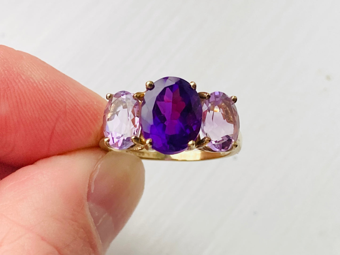 9ct Gold Amethyst Ring