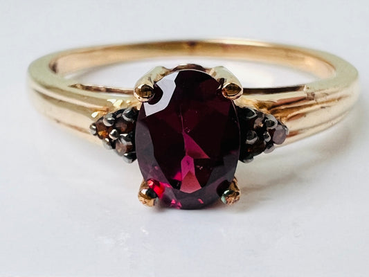 9ct Gold Garnet & Orange Diamond Ring