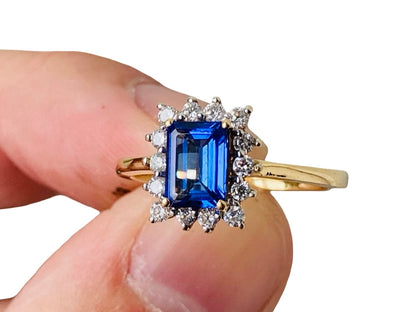 18ct Gold Tanzanite & Diamond Ring
