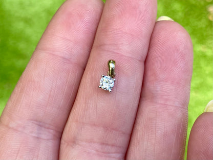 9ct Gold Diamond Solitaire Pendant