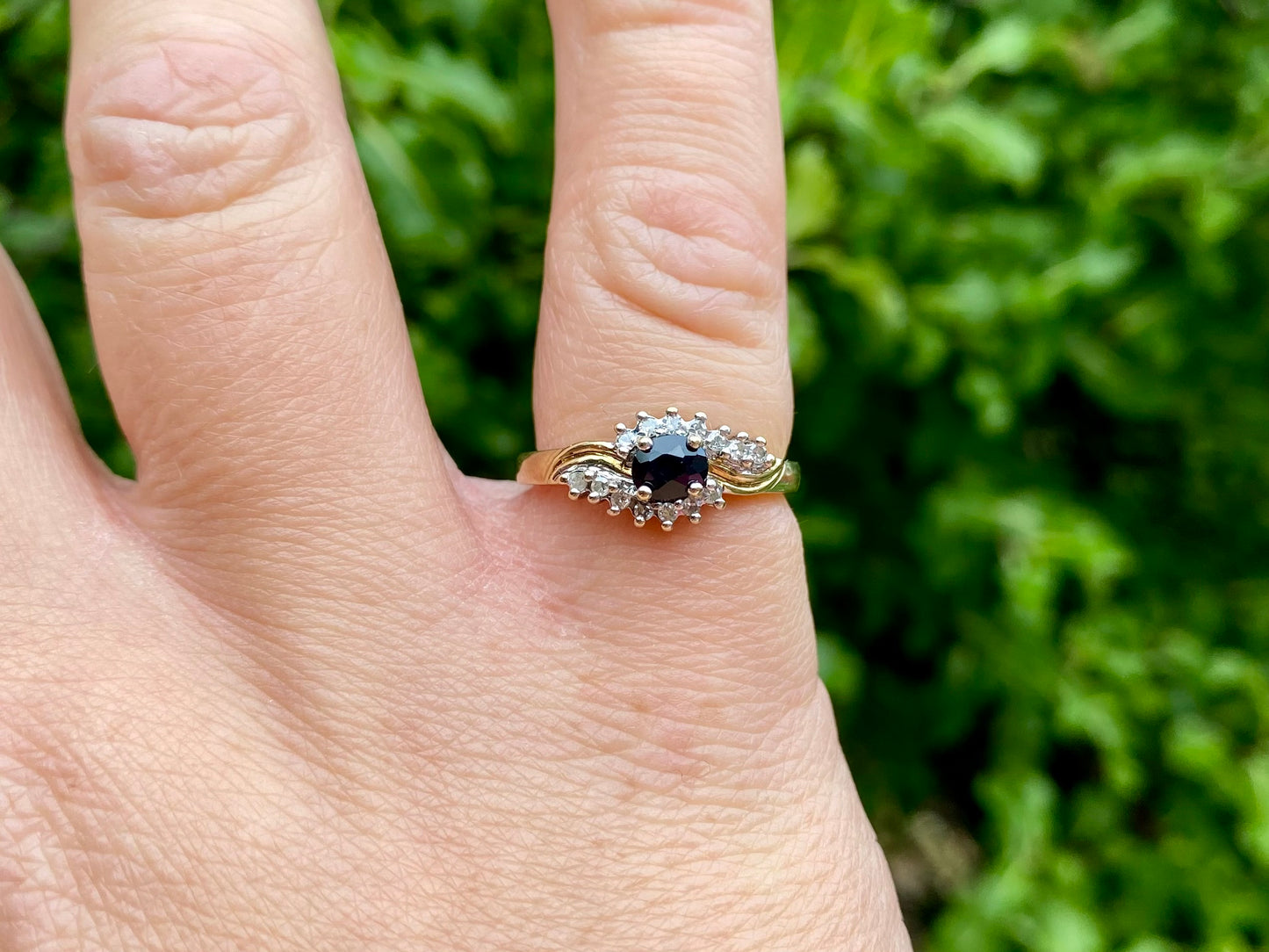 Vintage 9ct Gold Sapphire & Diamond Ring