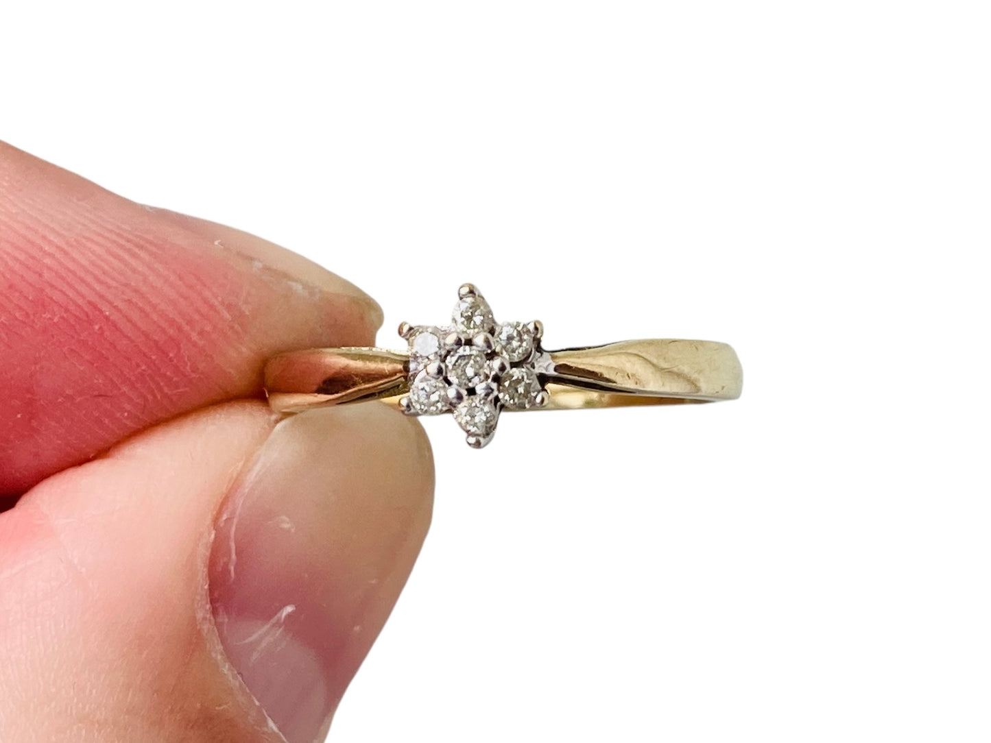 9ct Gold Diamond Daisy Ring