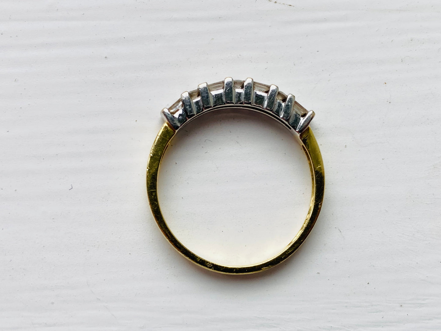 18ct Gold Diamond Ring