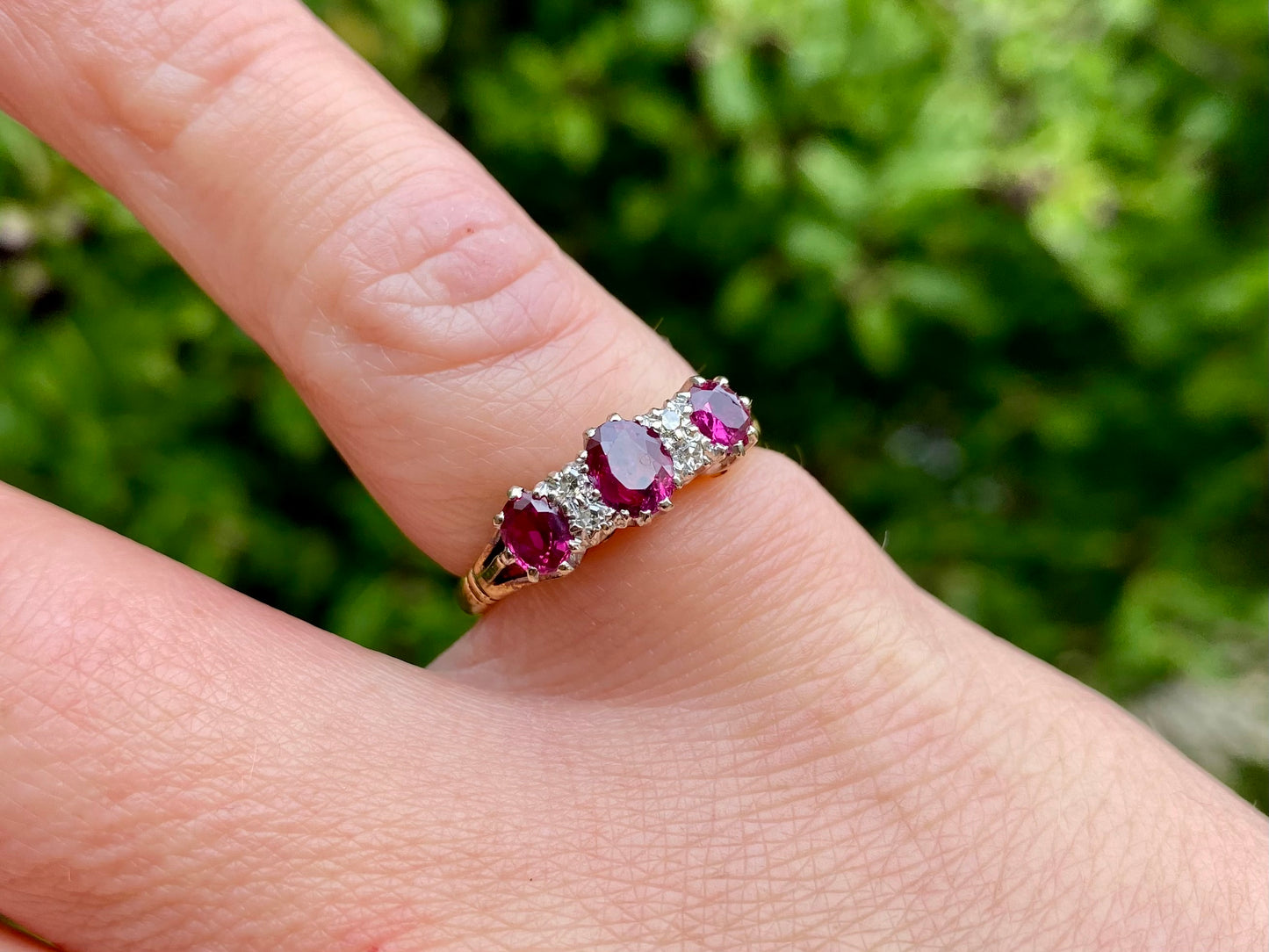 Vintage 18ct Gold Ruby & Diamond Ring