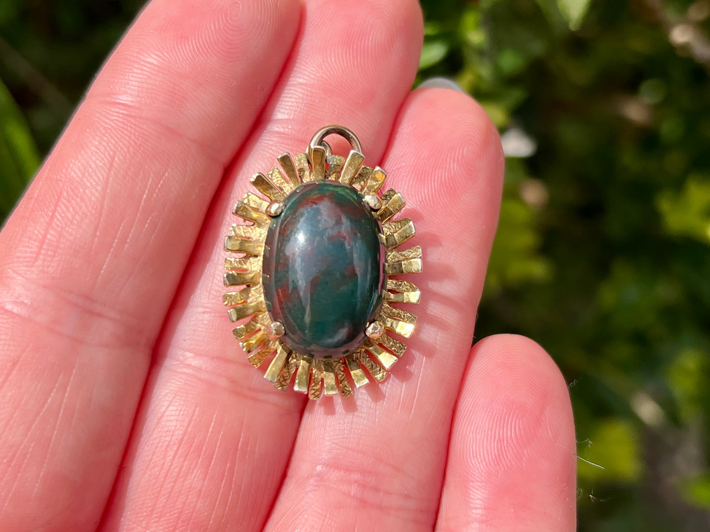 Vintage 9ct Gold Bloodstone  Pendant