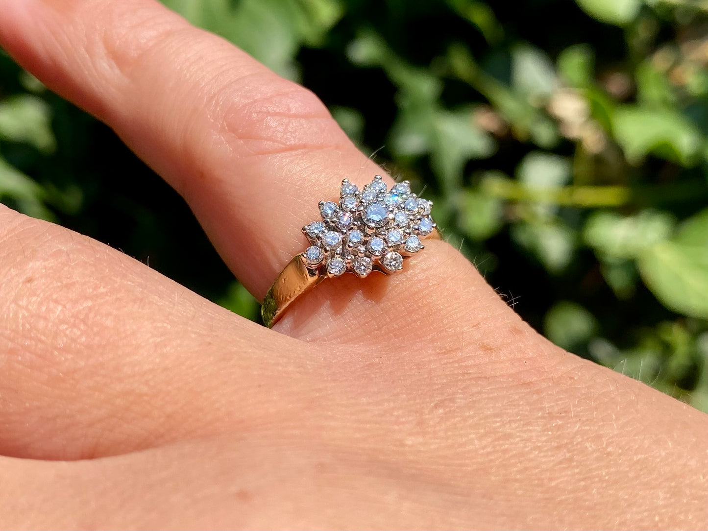 Vintage 18ct Gold 0.52ct Diamond Cluster Ring