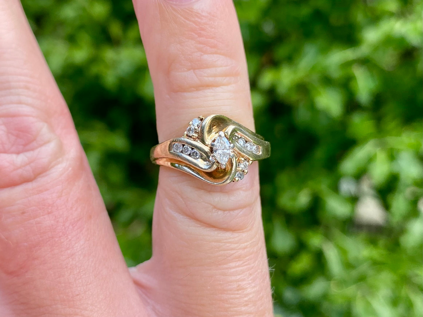 10ct Gold Diamond Ring