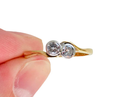 Vintage 18ct Gold Toi Et Moi Diamond Ring