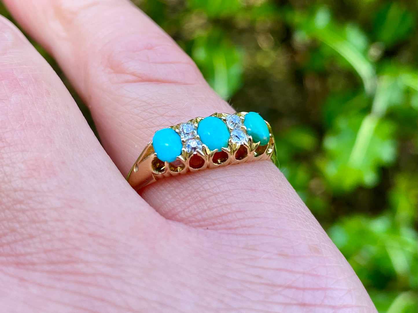 Antique 18ct Gold Turquoise & Diamond Ring