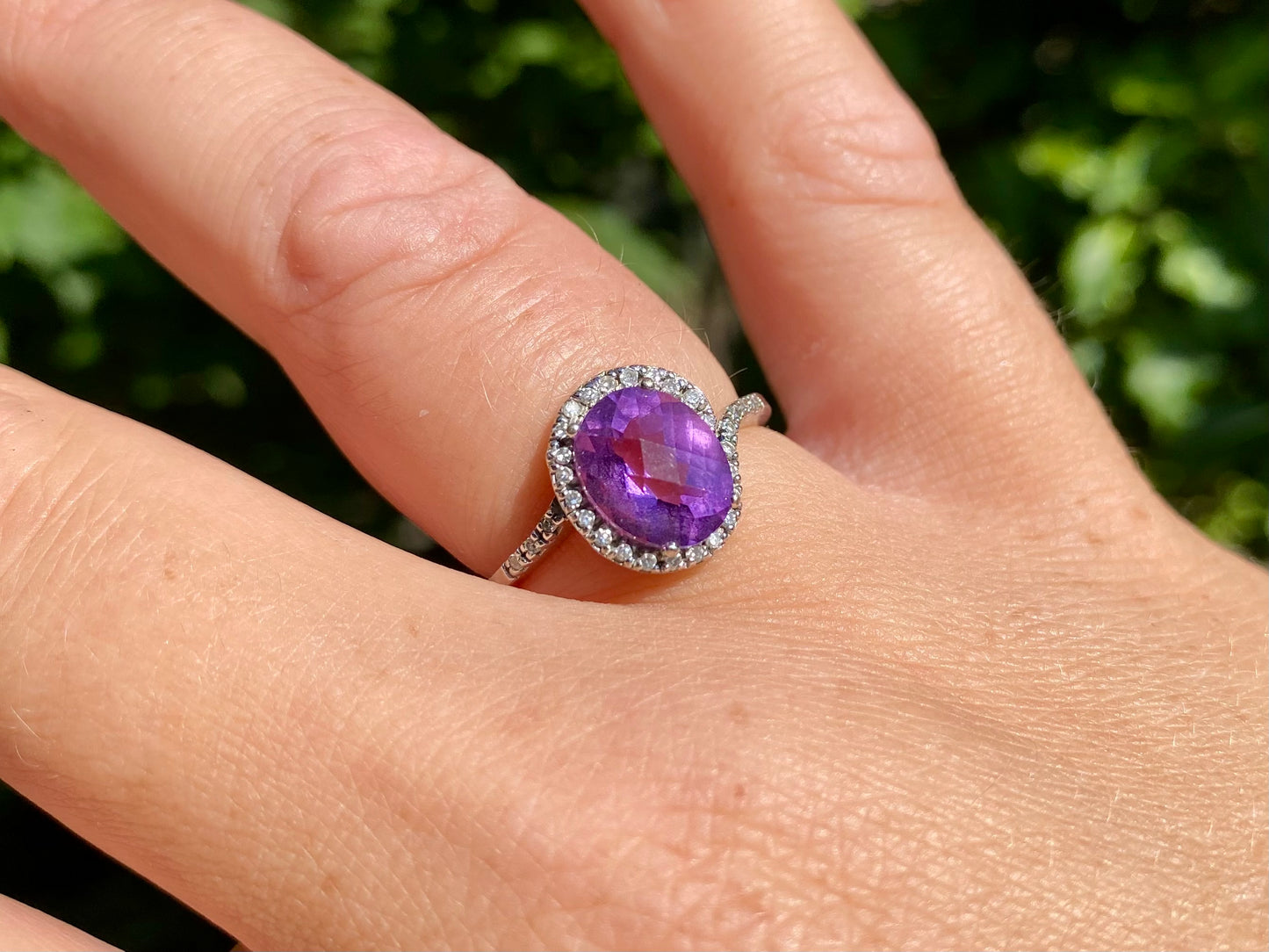 9ct Gold Amethyst & Diamond Ring