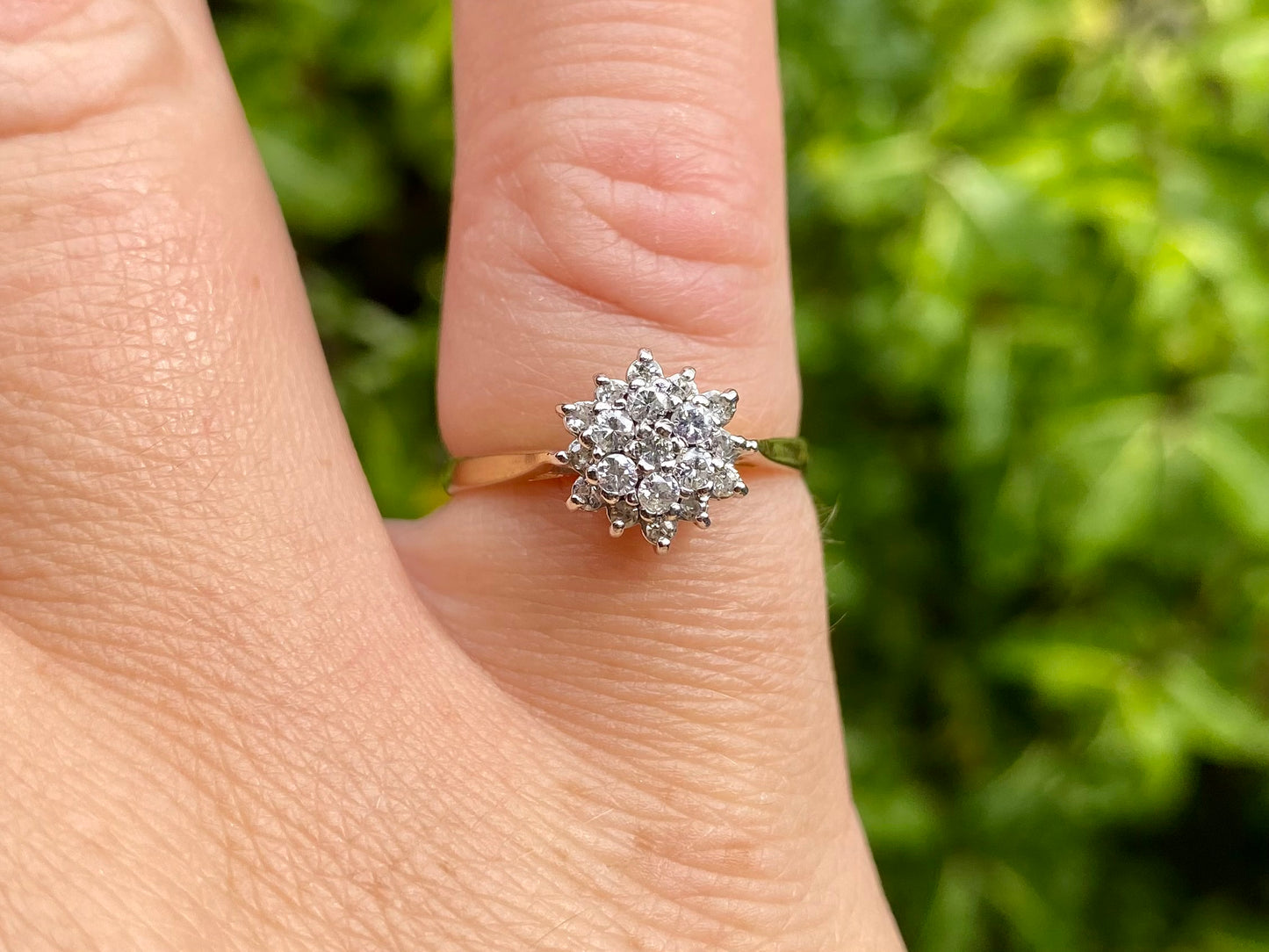 Vintage 9ct Gold Diamond Ring