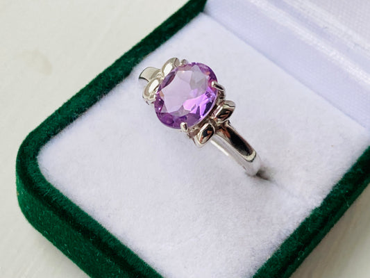 9ct Gold Amethyst Ring