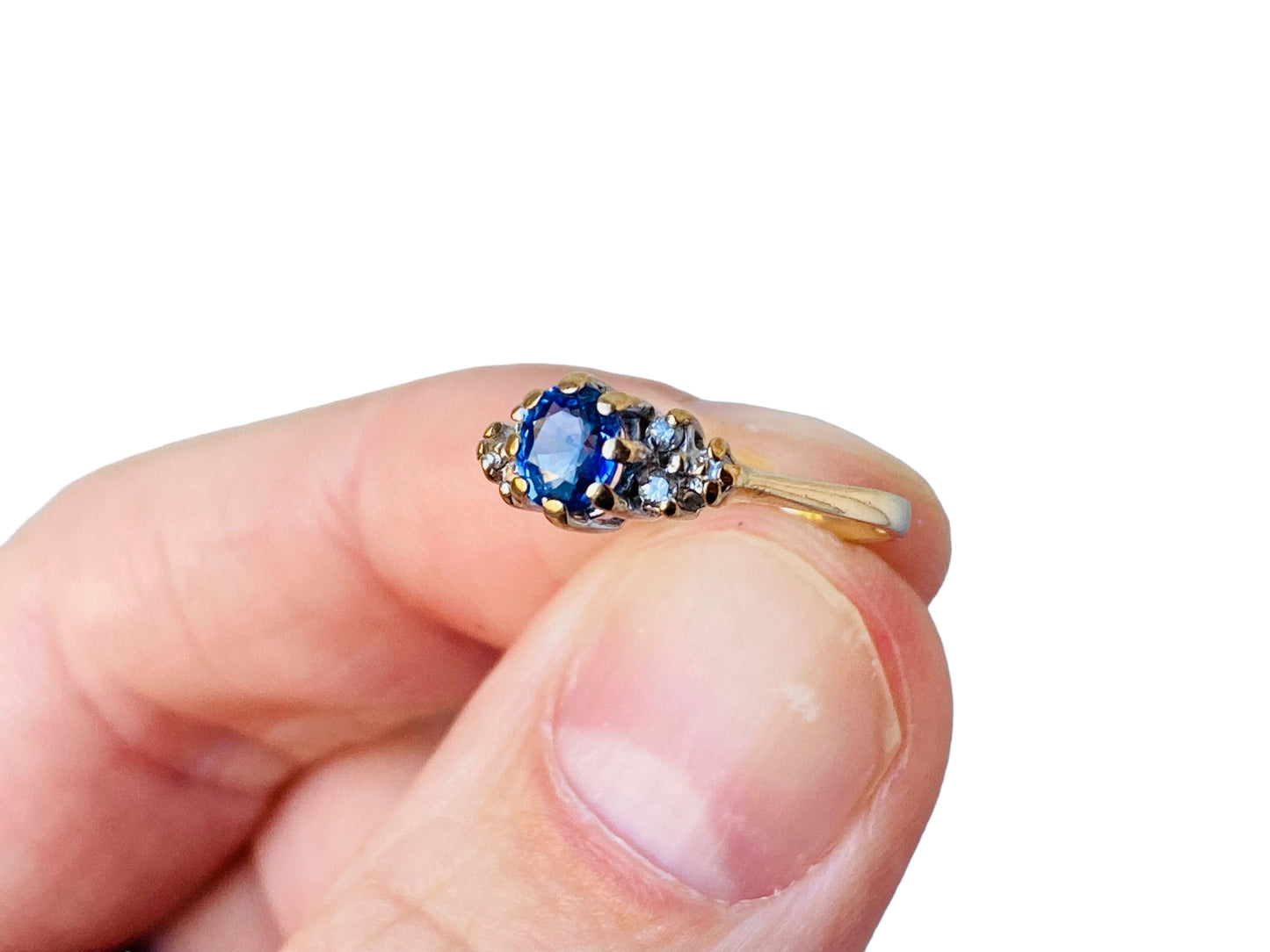 9ct Gold Sapphire & Diamond Ring