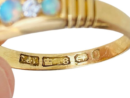 Antique 18ct Gold Opal & Diamond Ring
