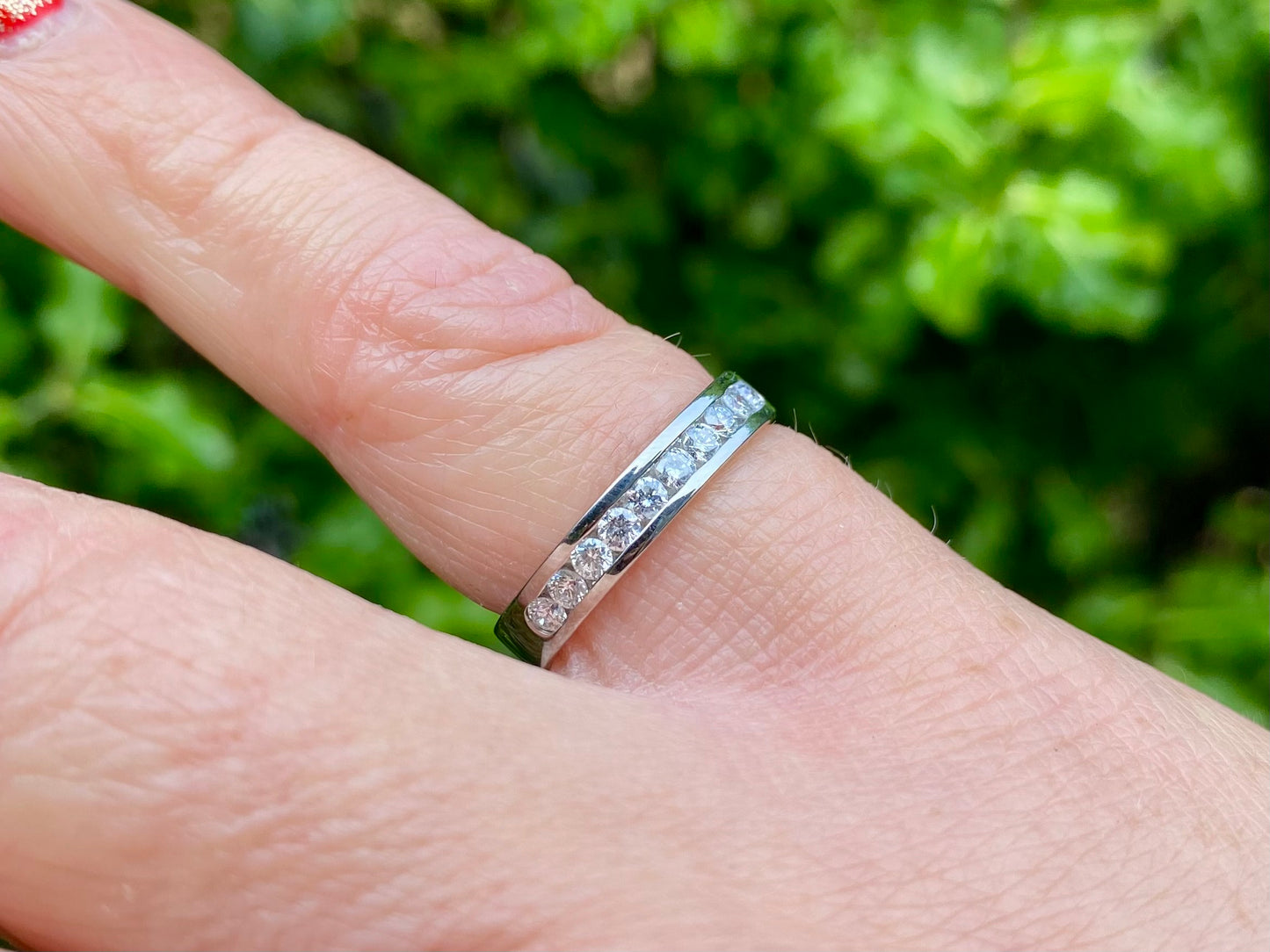 18ct Gold Ten-Stone Diamond Ring