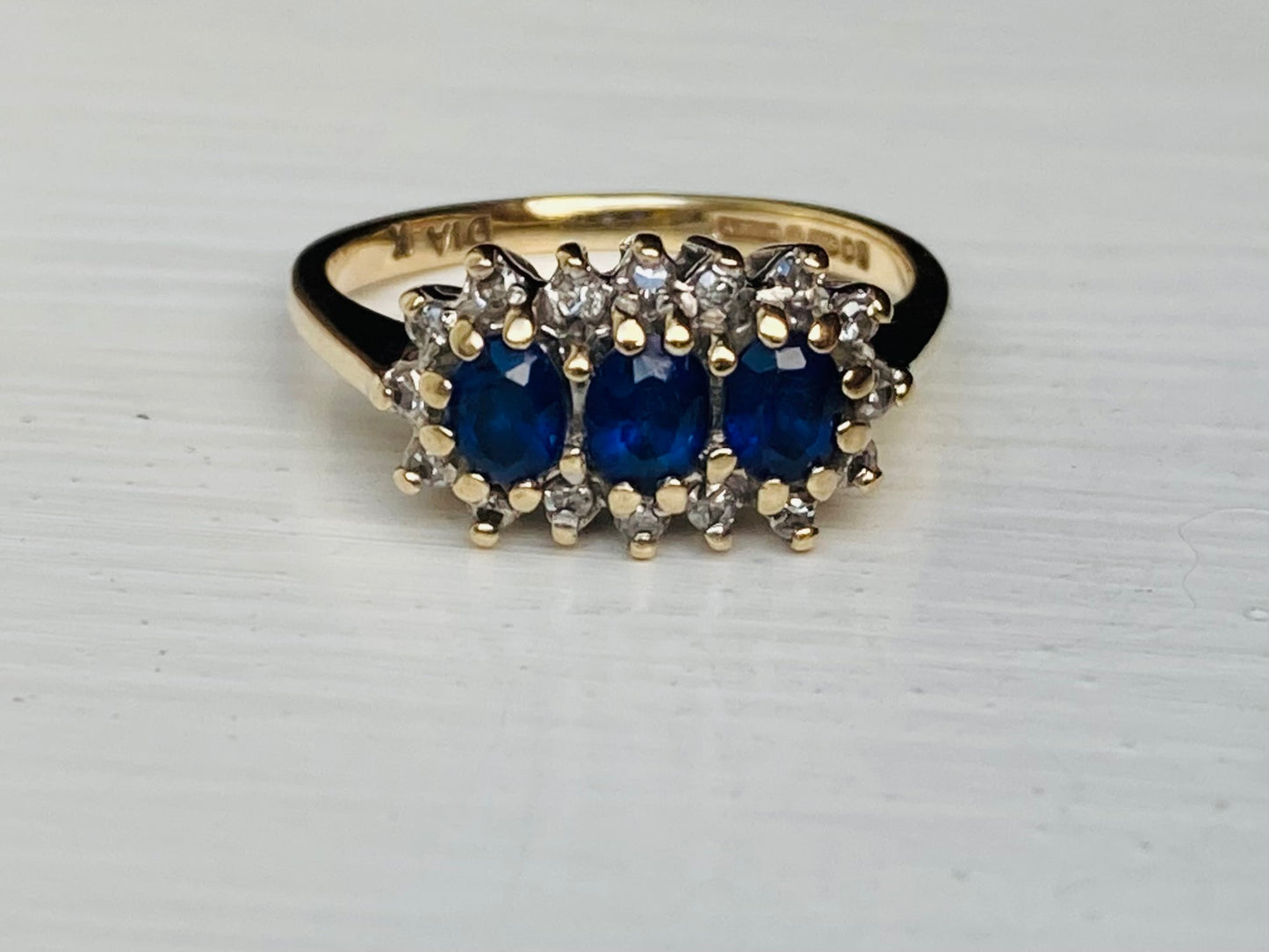 Vintage 9ct Gold Royal Blue Sapphire & Diamond Ring