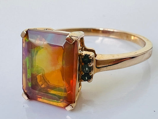 9ct Gold Opal & Green Tourmaline Ring