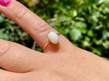 Antique 9ct Gold Opal Ring