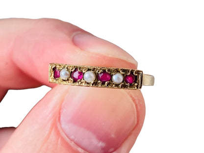 Vintage 9ct Gold Ruby & Pearl Ring