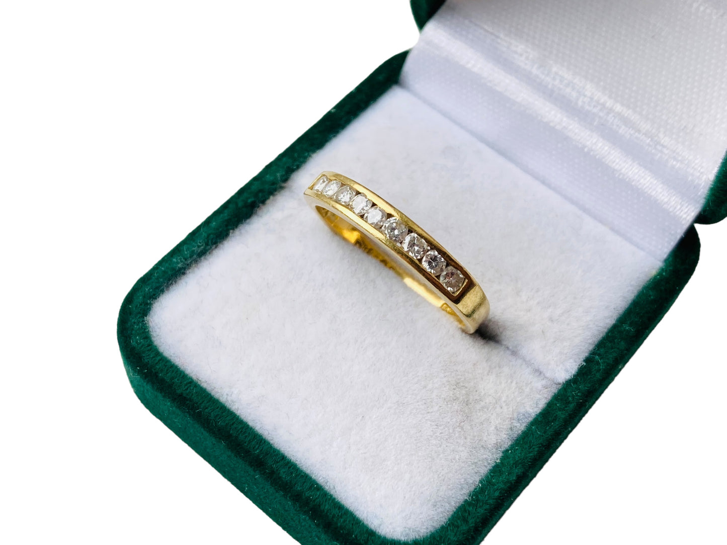 18ct Gold Diamond Ring