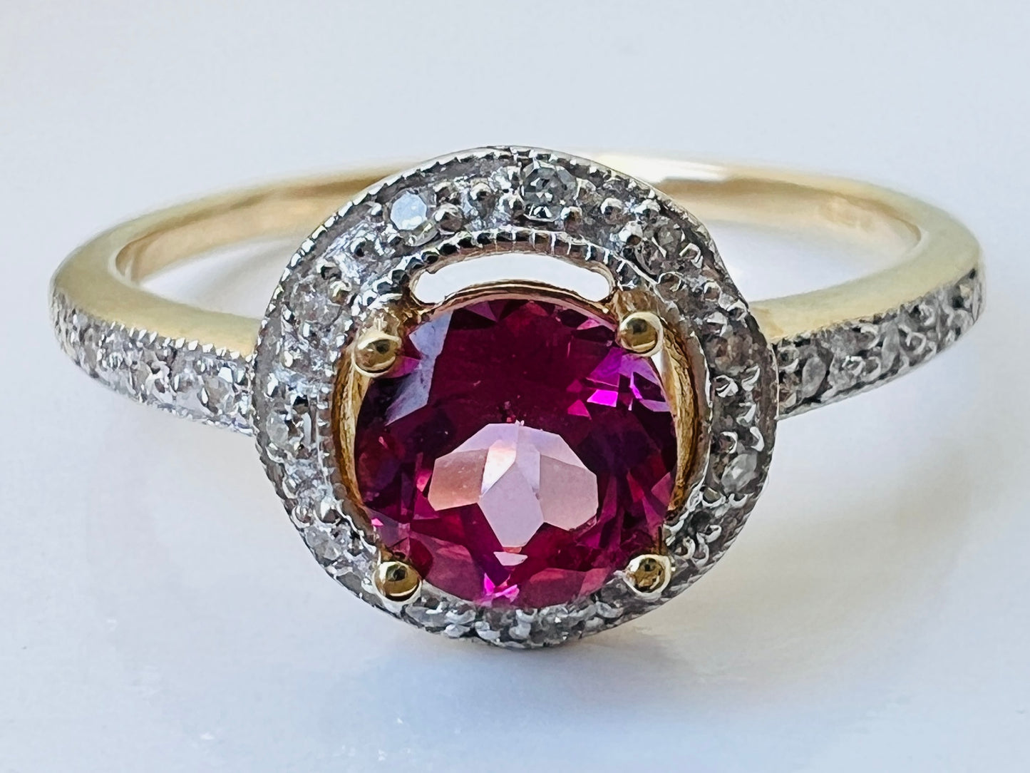 9ct Gold Pink Sapphire & Diamond Ring