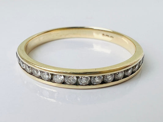 9ct Gold Diamond Ring