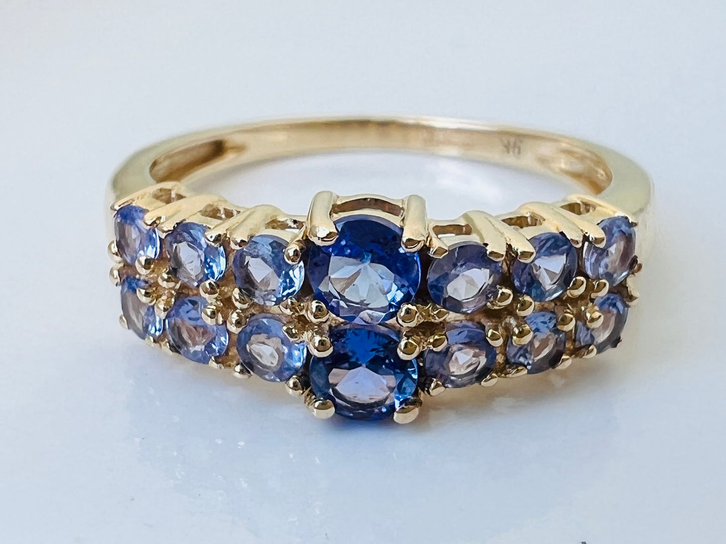 9ct Gold Tanzanite Ring