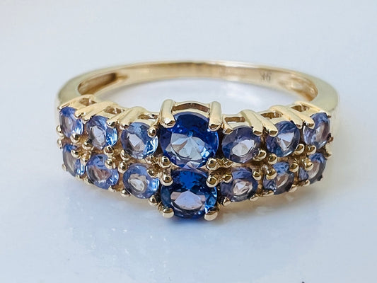 9ct Gold Tanzanite Ring