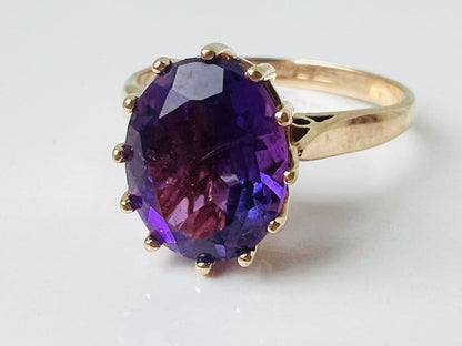 Vintage 9ct Gold Amethyst Ring