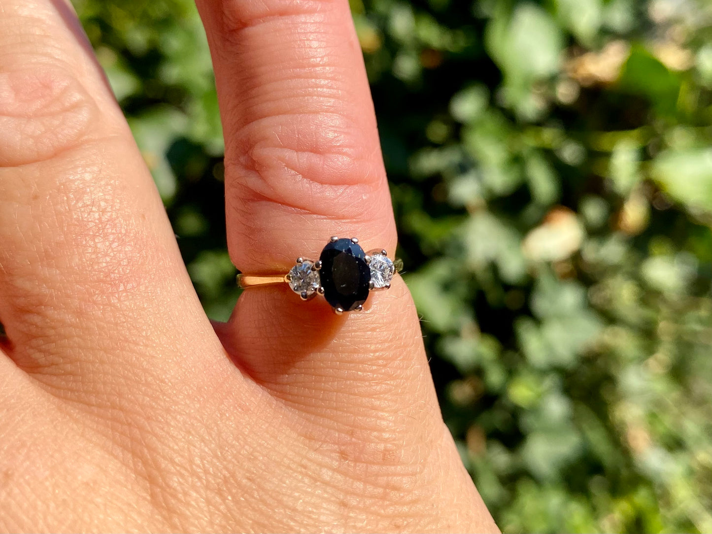 18ct Gold Sapphire & Diamond Ring