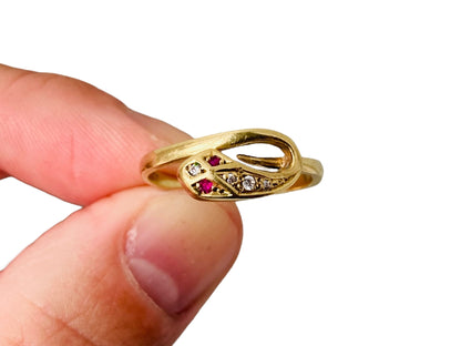 Vintage 9ct Gold Ruby & Zircon Snake Ring