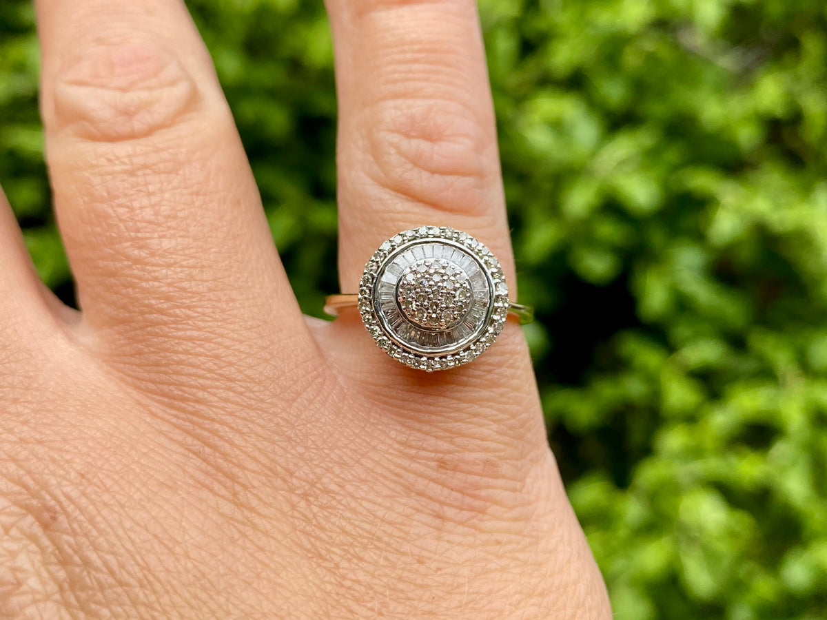 9ct Gold Diamond Ring