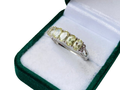 9ct Gold Garnet & Diamond Ring