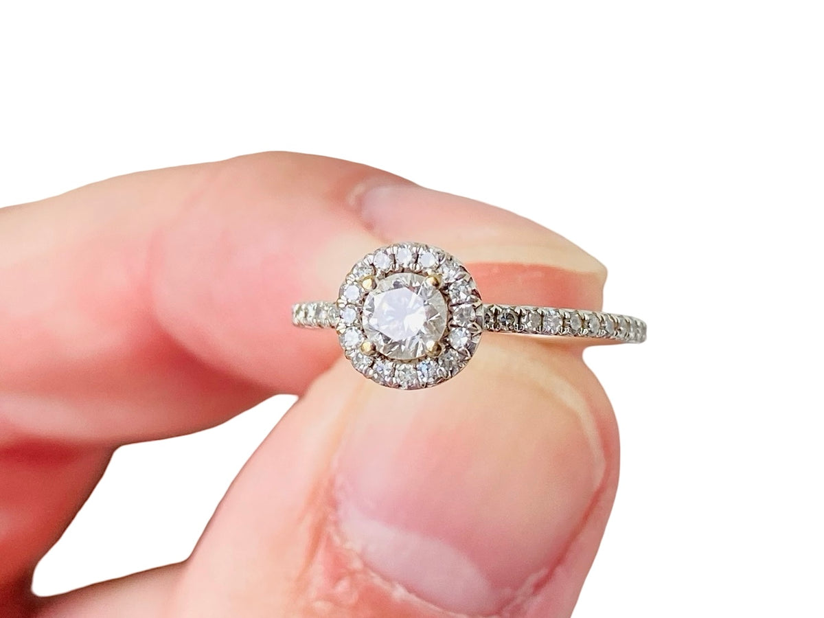 9ct Gold Diamond Ring