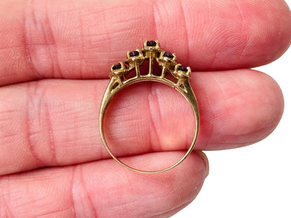 9ct Gold Garnet Ring