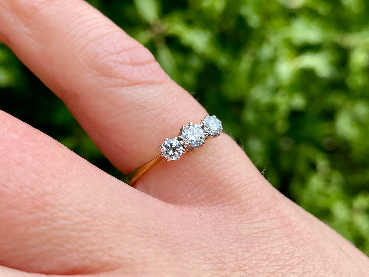 Vintage 18ct Gold Three-Stone Diamond Ring