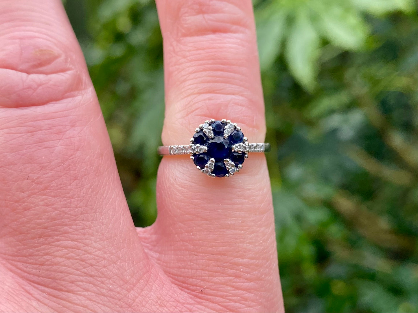 9ct Gold Sapphire & Diamond Ring