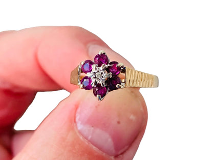 Vintage 9ct Gold Ruby & Diamond Ring