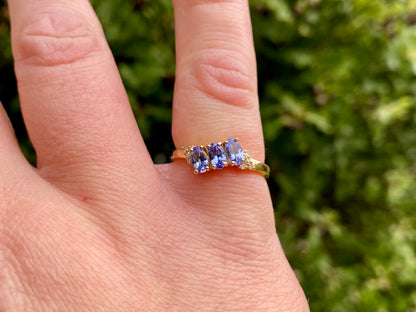 9ct Gold Tanzanite & Diamond Ring