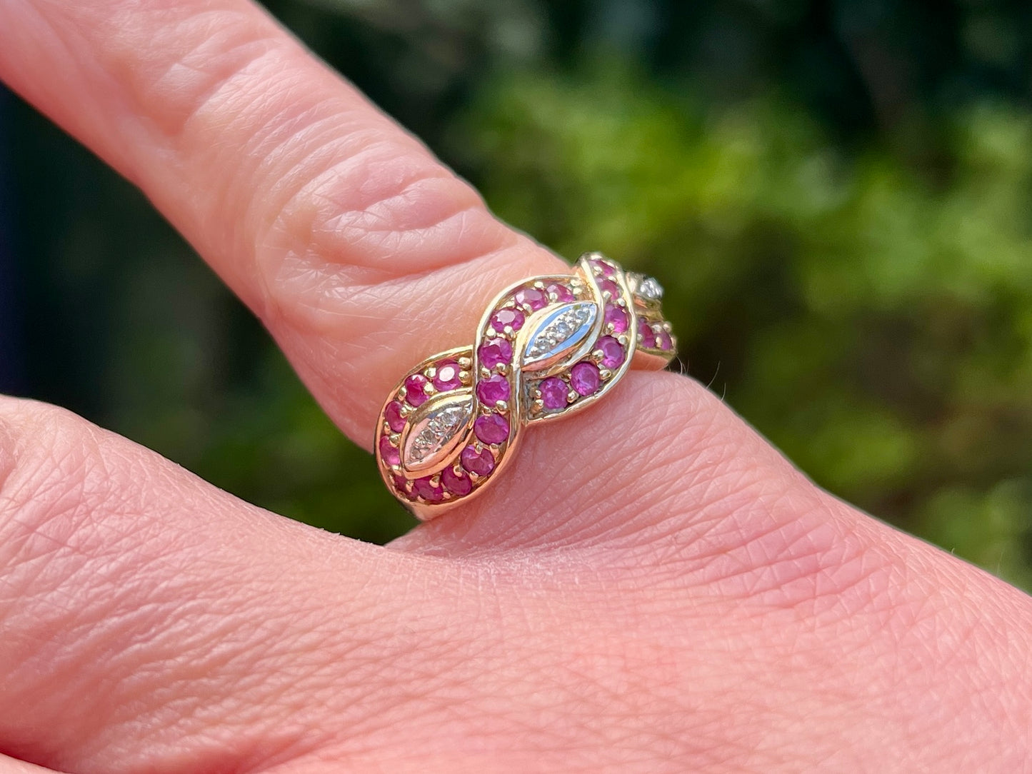 9ct Gold Ruby & Diamond Ring