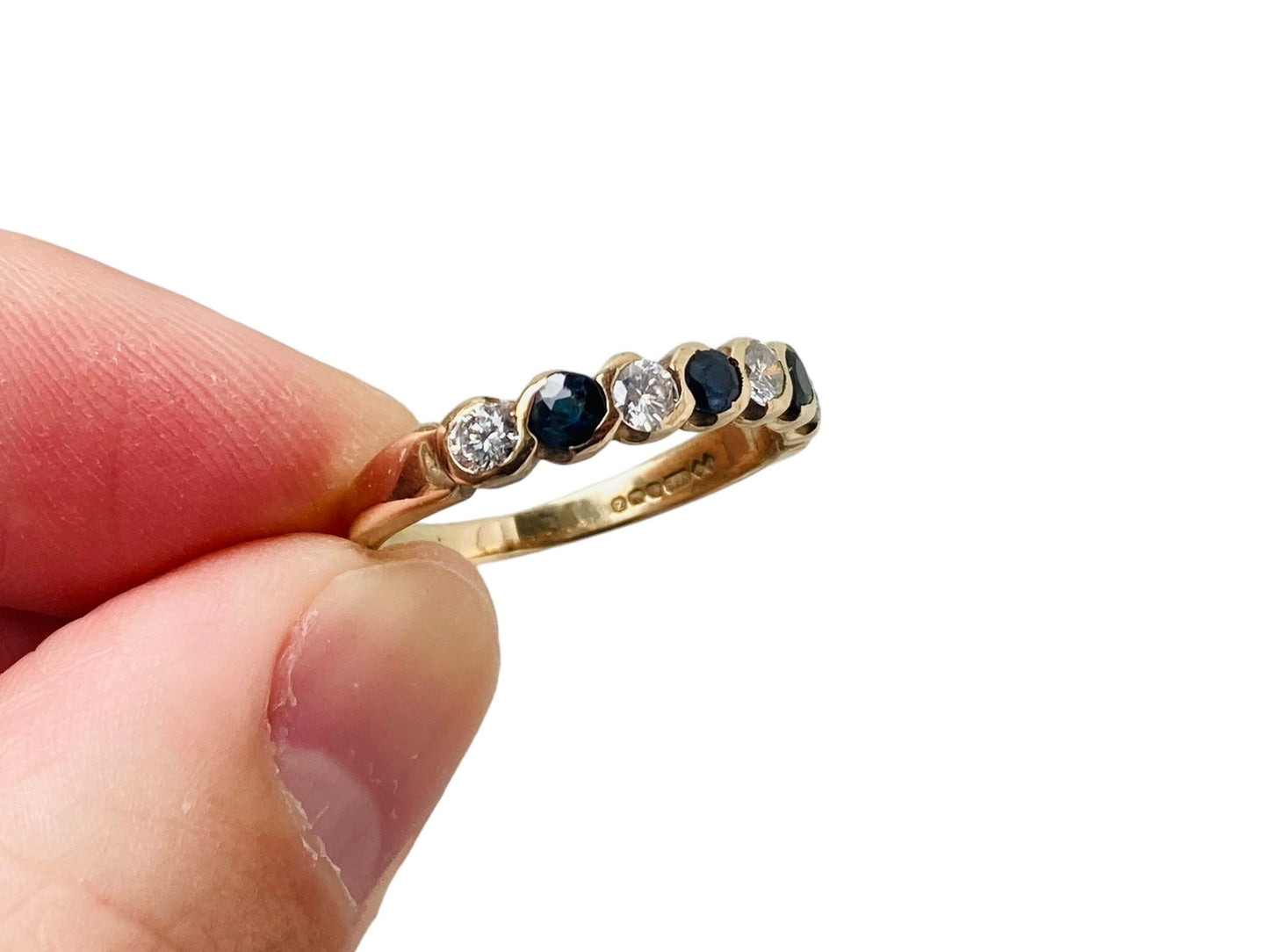 9ct Gold Sapphire & Diamond Ring