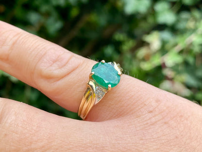 14ct Gold Emerald & Diamond Ring