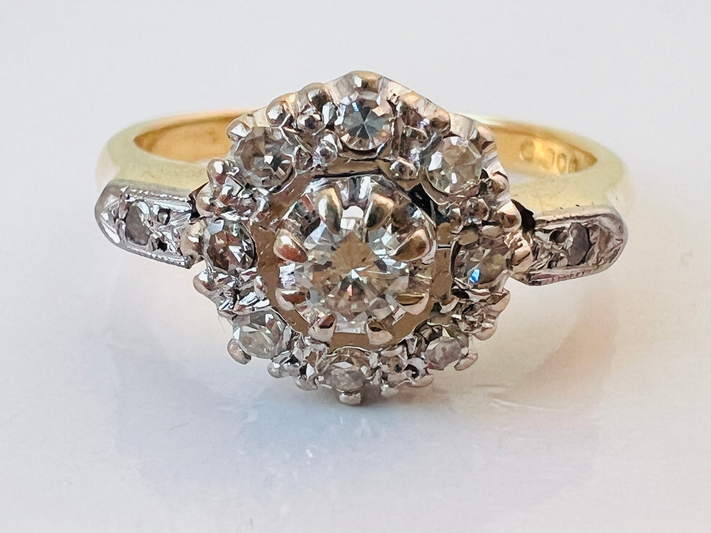 Vintage 18ct Gold Diamond Ring