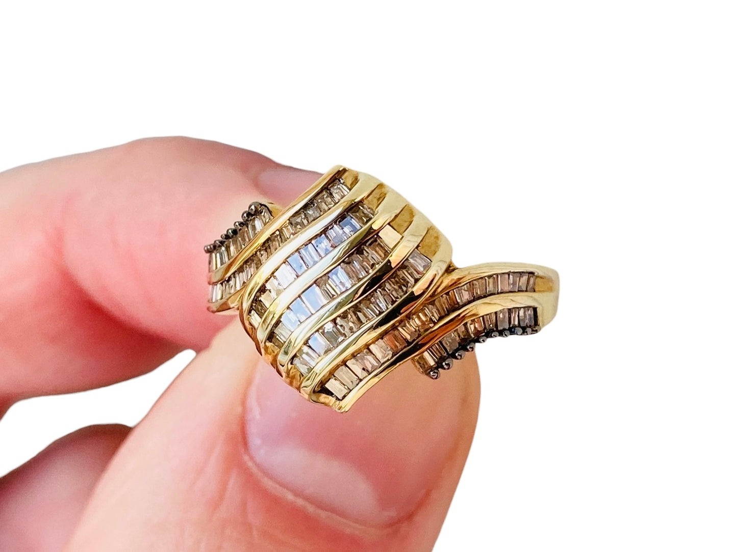 9ct Gold Diamond Ring
