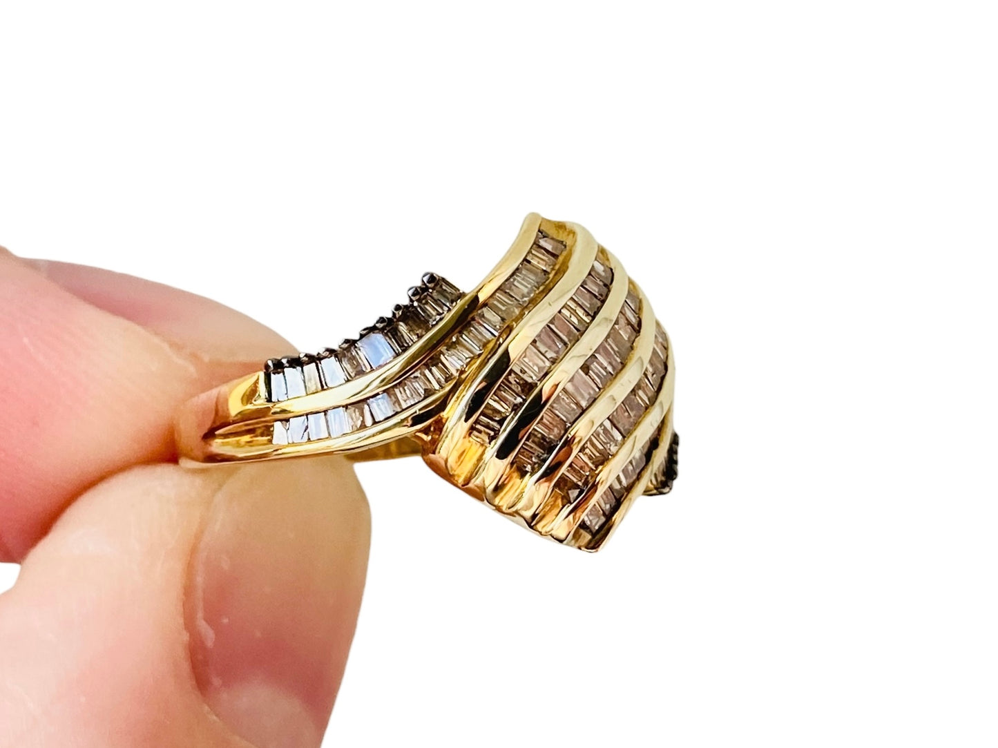 9ct Gold Diamond Ring